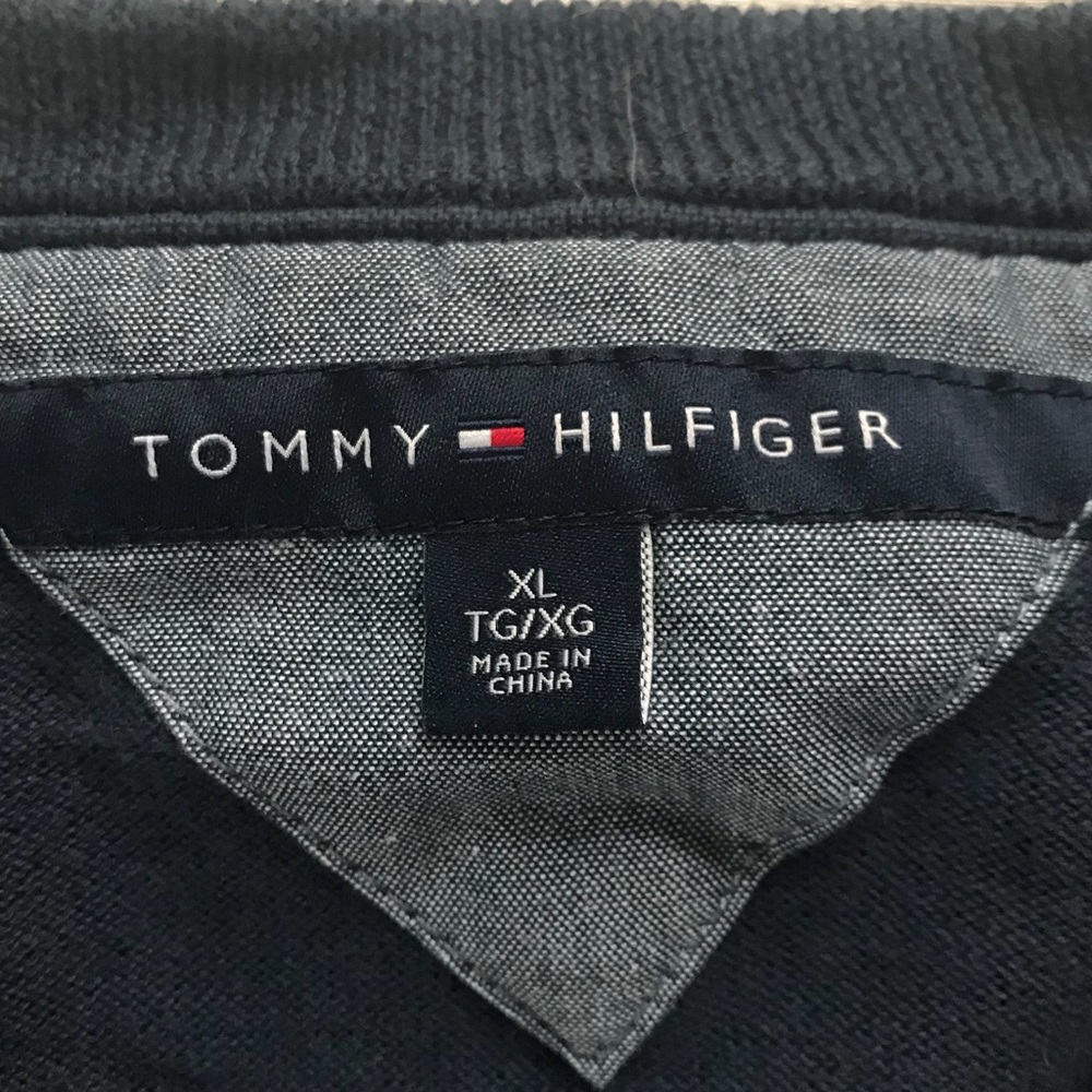 Tommy Hilfiger sweater in blue and navy blue